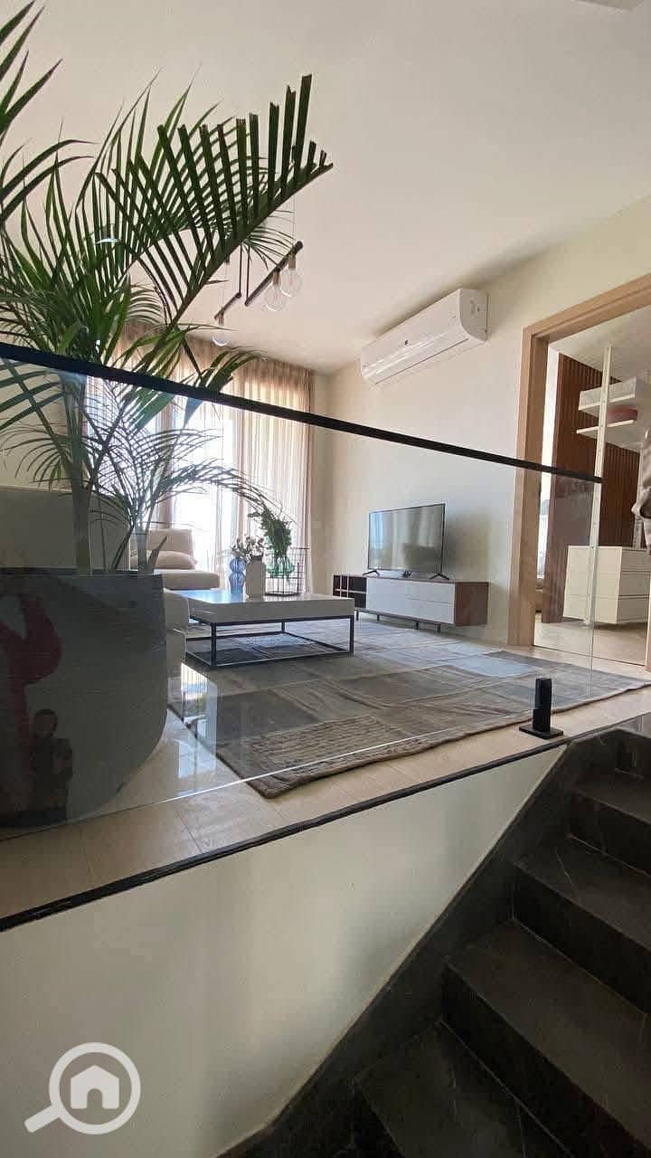 4 3be84683-a731-49b3-9c70-b81e279f7742. jpg