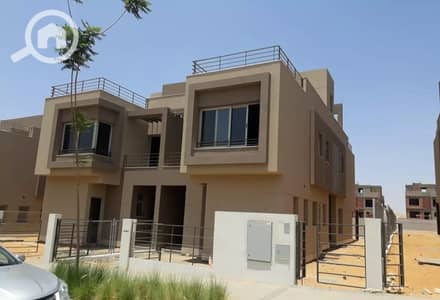 فیلا 5 غرف نوم للبيع في القاهرة الجديدة، القاهرة - 2b74e745-1dfd-41c6-bbd9-dd801177dfa2. jpeg