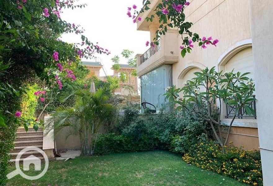 3 1769298-aa812o. jpg