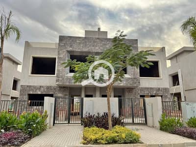 4 Bedroom Villa for Sale in Hadayek October, Giza - 494473426_686463841037760_1844362720884585868_n. jpg