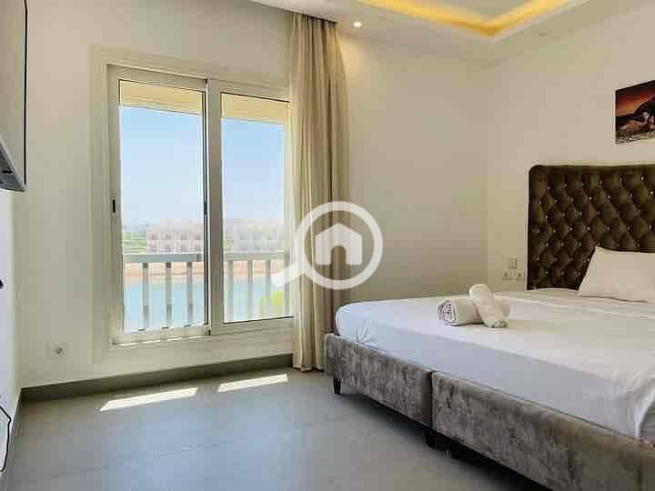 2 c6551f6d-24be-43d5-9826-c74f5c68cdcd. jpg