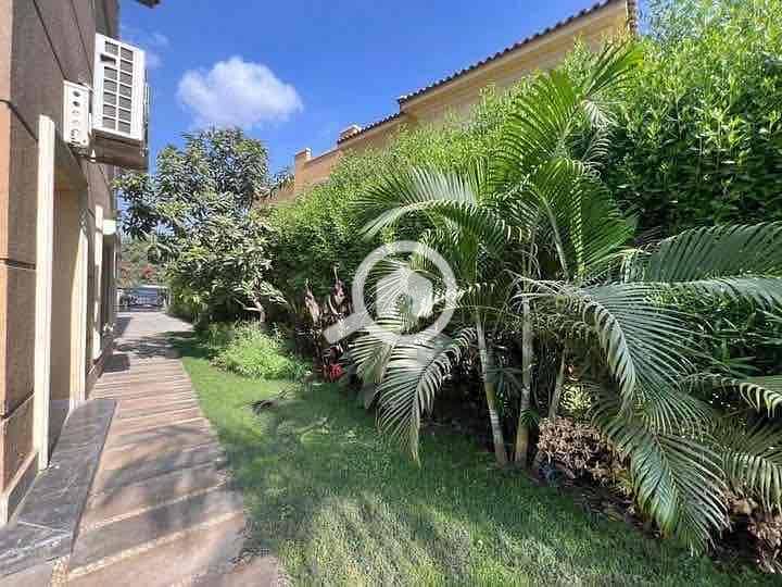 10 93da944d-fce6-4d53-9c74-ae269dbd14e1. jpg