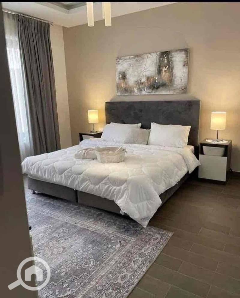 7 c7fba901-40ed-44b3-b4aa-a1e2afcc0ef3. jpg