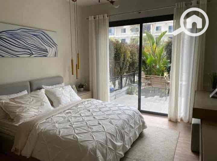 2 38cdc194-f1d6-42e4-8c4a-4b0ee5799a14. jpg