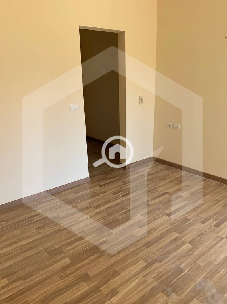 7 The Address 7. jpg