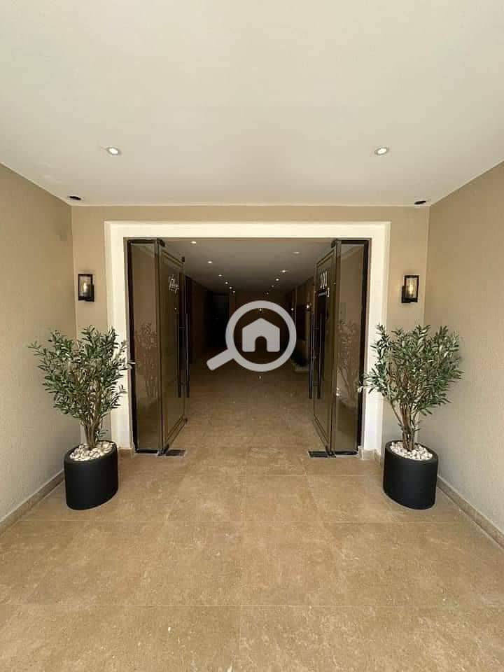 11 460559562_3300679736732810_50199680653656131_n. jpg