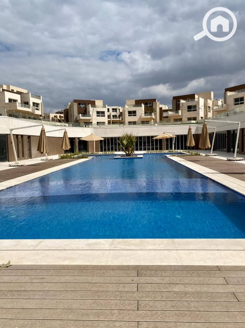 9 1b295c20-4117-468d-94f0-dae1b5f4dd01. jpg