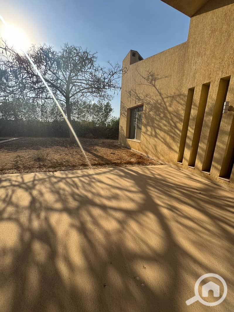 17 fcf516e0-82d4-455c-845c-583a8c8f7e52. jpeg