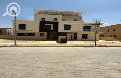 4 Bedroom Villa for Sale in Sheikh Zayed, Giza - WhatsApp Image 2025-05-04 at 6.57. 54 PM_1400x900. jpg