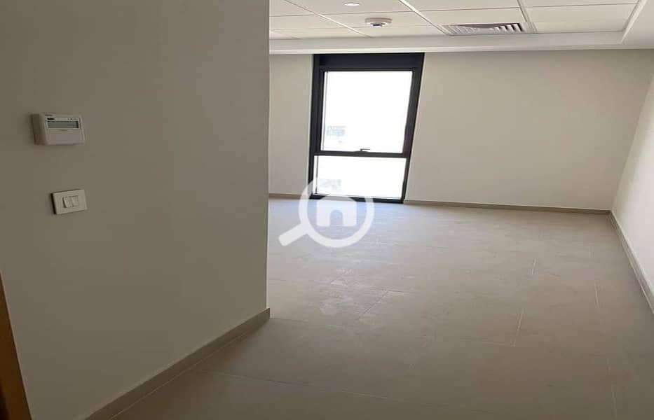 6 WhatsApp Image 2024-12-07 at 2.25. 41 PM (13)_1400x900. jpg