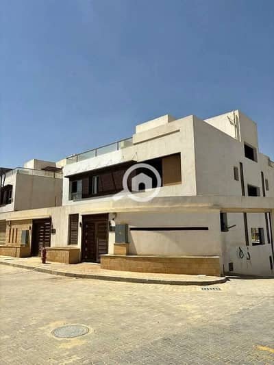 4 Bedroom Twin House for Sale in 6th of October, Giza - 491741166_985472200015714_6504569226395535152_n. jpg