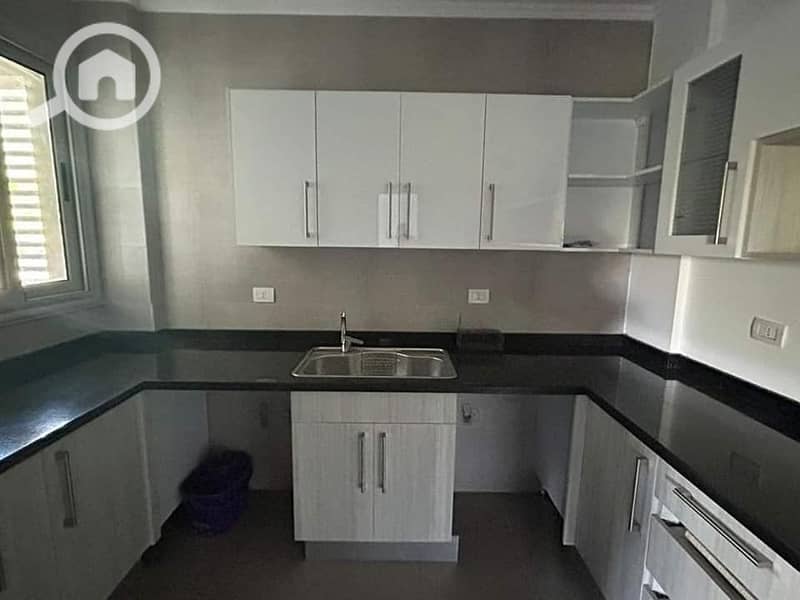 4 457480477_8618895094829547_1627641575416344798_n. jpg