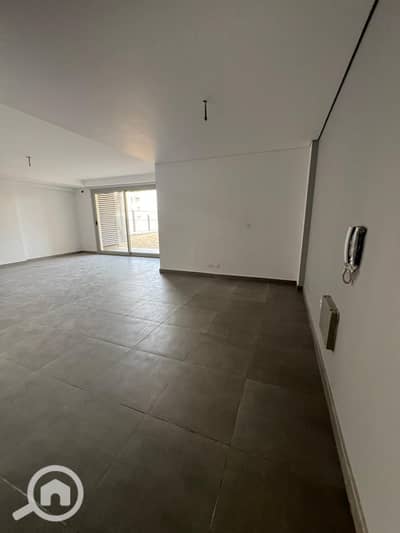 3 Bedroom Apartment for Sale in 6th of October, Giza - IMG-20250930-WA0035. jpg