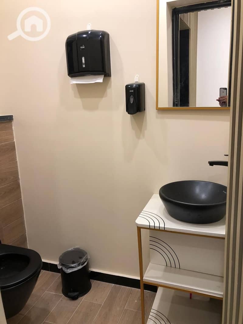 6 WhatsApp Image 2025-09-23 at 11.50. 29 AM. jpeg