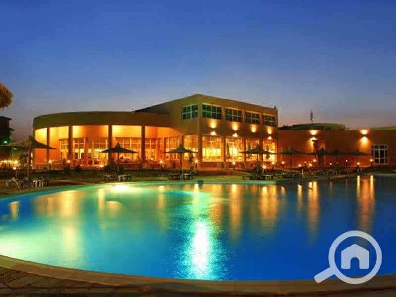 24 Romance-Hotel-12-800x600. jpg