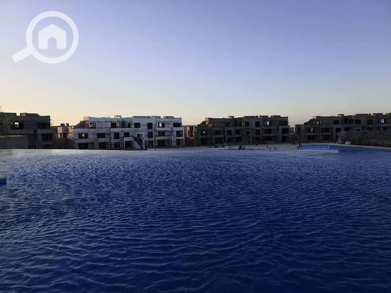 8 f021a0d7-501f-4e53-8065-32c3bcf8916a. jpg