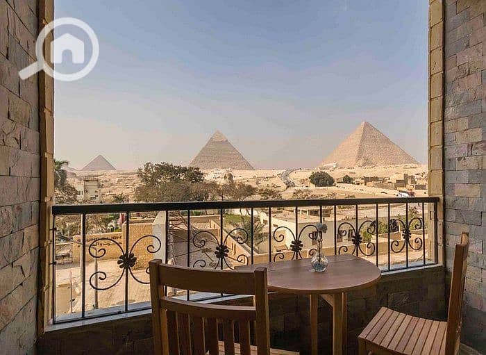 5 pyramids-view-inn. jpg