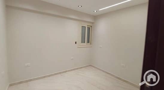 مکتب  للايجار في سابا باشا، الإسكندرية - c2. jpg