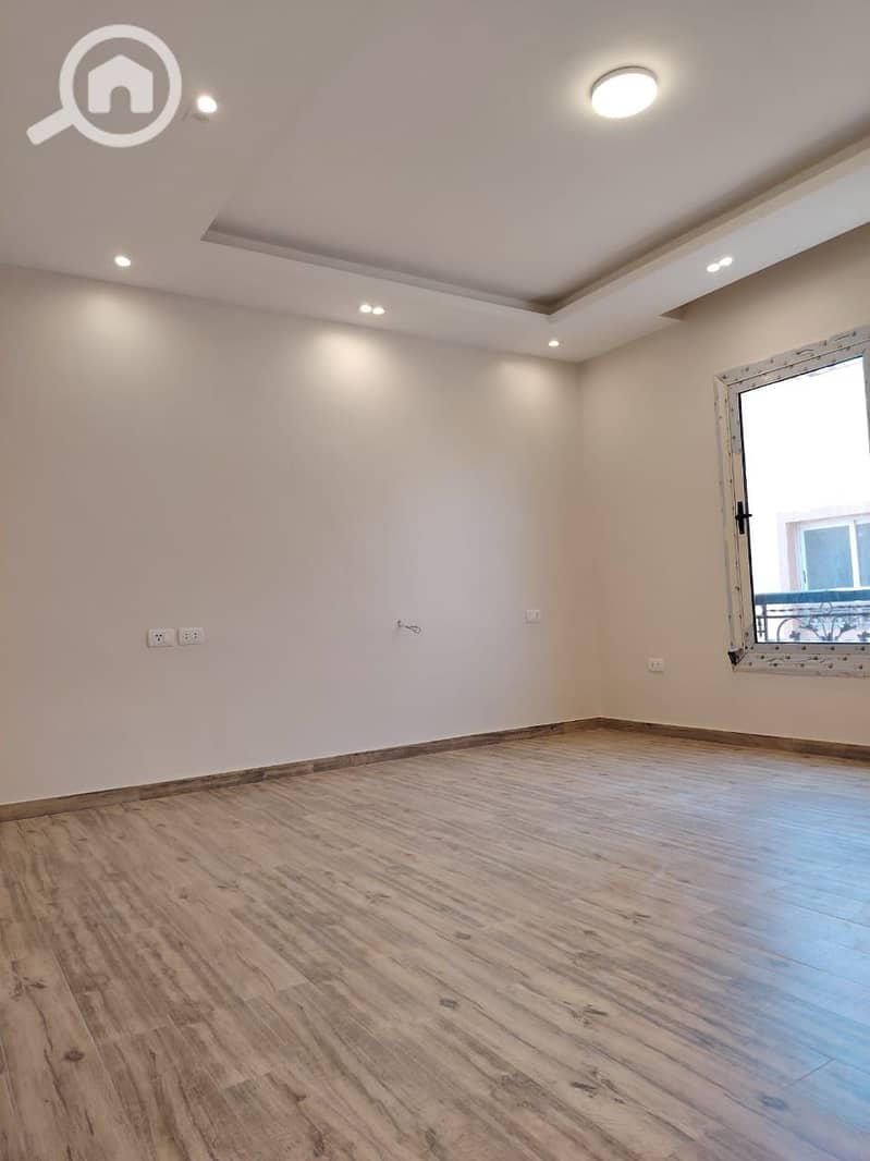 2 441f0aef-a816-451a-94ee-908a98fd4e19. jpeg