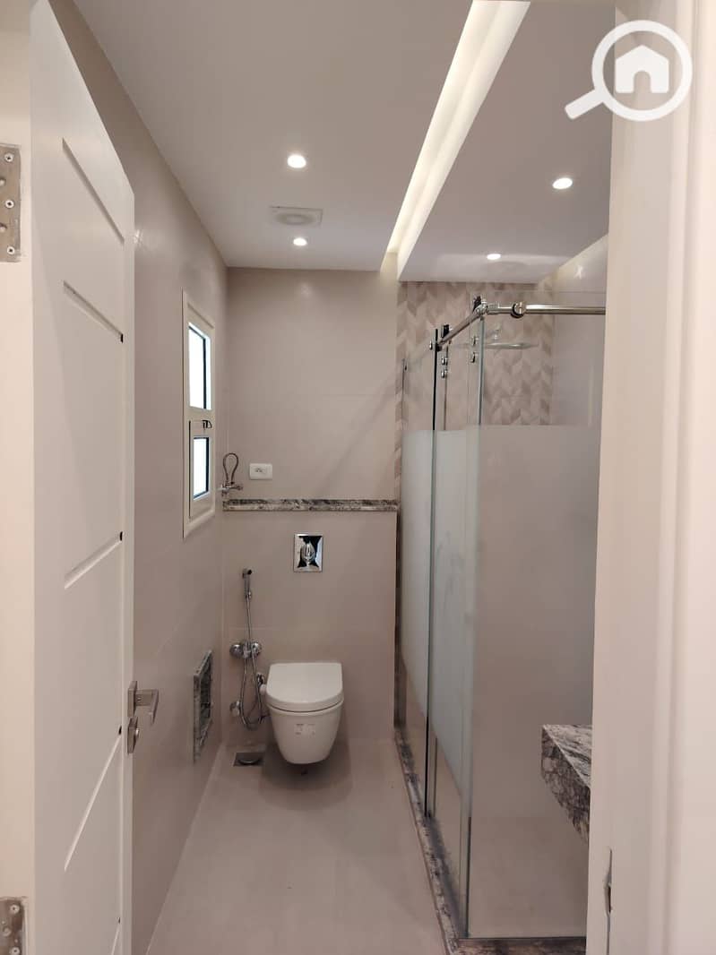 11 d7b19879-8dfc-4d04-a305-8179bc3675b3. jpeg