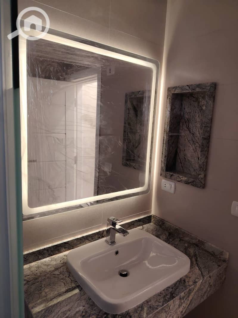 12 ec745e4e-3f99-470c-816e-6fe31516d6c4. jpeg