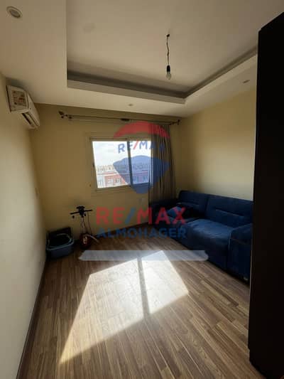 شقة 3 غرف نوم للايجار في الشيخ زايد، الجيزة - IMG-20250922-WA0112. jpg