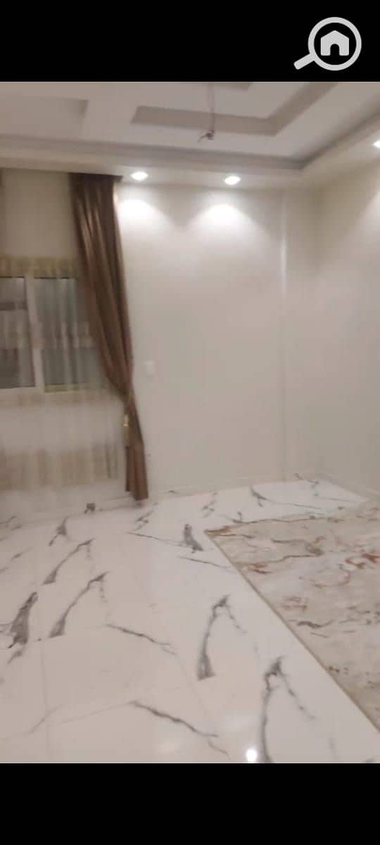 4 WhatsApp Image 2025-09-17 at 22.43. 16_34d6d607. jpg