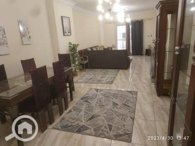 فلیٹ 3 غرف نوم للايجار في كليوباترا، الإسكندرية - v3. jpg