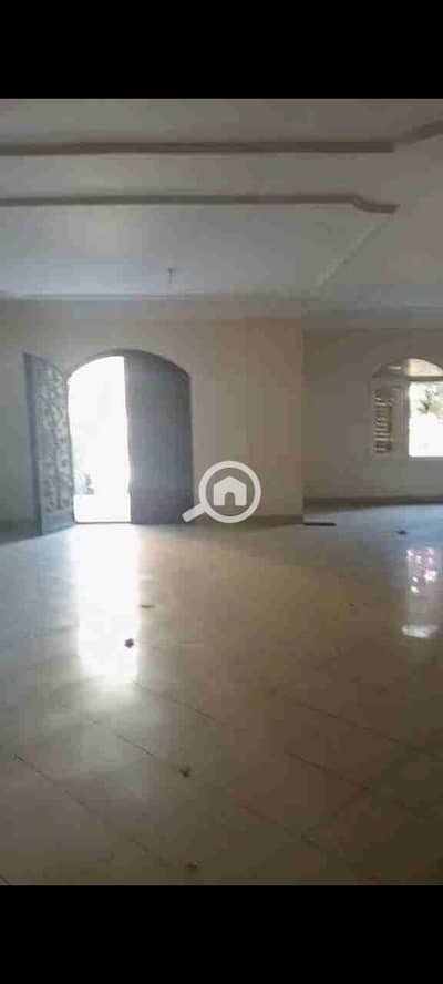 فلیٹ 3 غرف نوم للايجار في حدائق الاهرام، الجيزة - IMG-20251001-WA0008. jpg