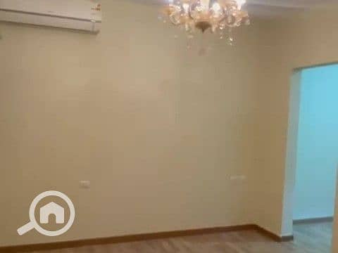 3 WhatsApp Video 2025-10-01 at 01.38. 26_b6f66a05 - frame at 1m35s. jpg