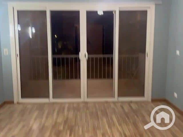 4 WhatsApp Video 2025-10-01 at 01.38. 26_b6f66a05 - frame at 0m14s. jpg
