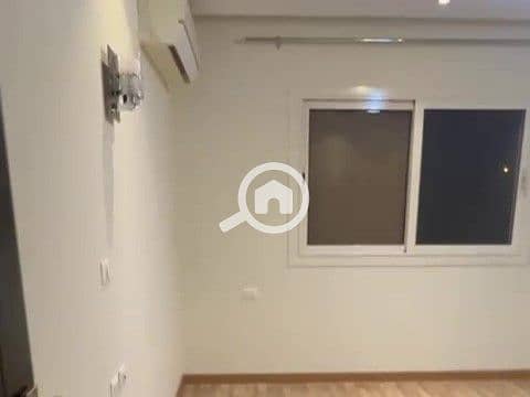 5 WhatsApp Video 2025-10-01 at 01.38. 26_b6f66a05 - frame at 2m26s. jpg