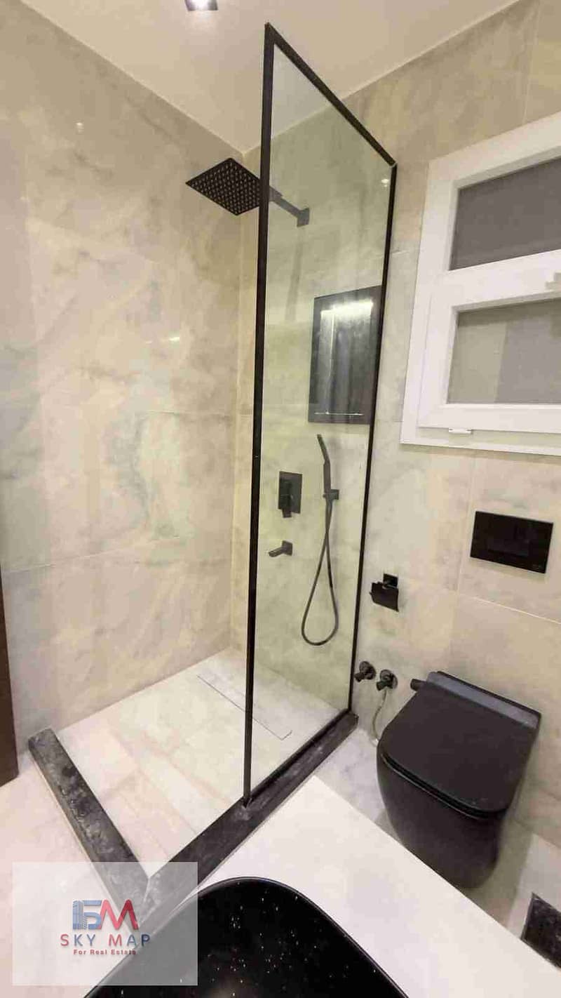 1000727267. jpg 1000727267. jpg