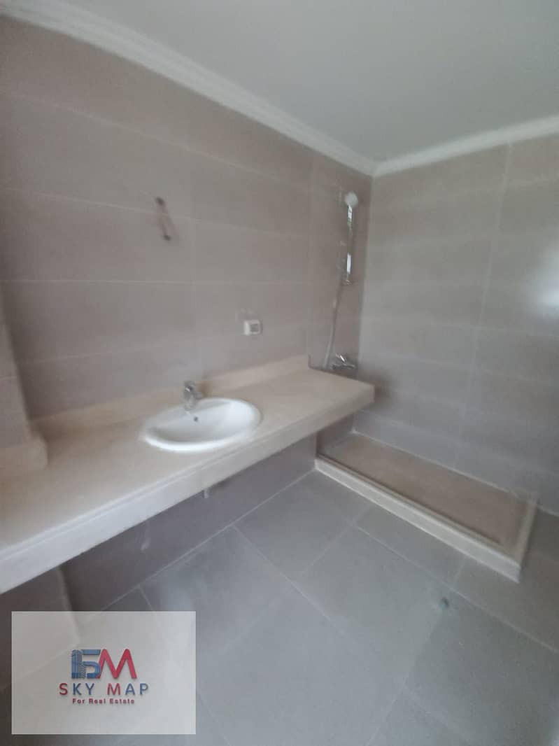 6 WhatsApp Image 2025-09-17 at 15.26. 50_414a9821. jpg