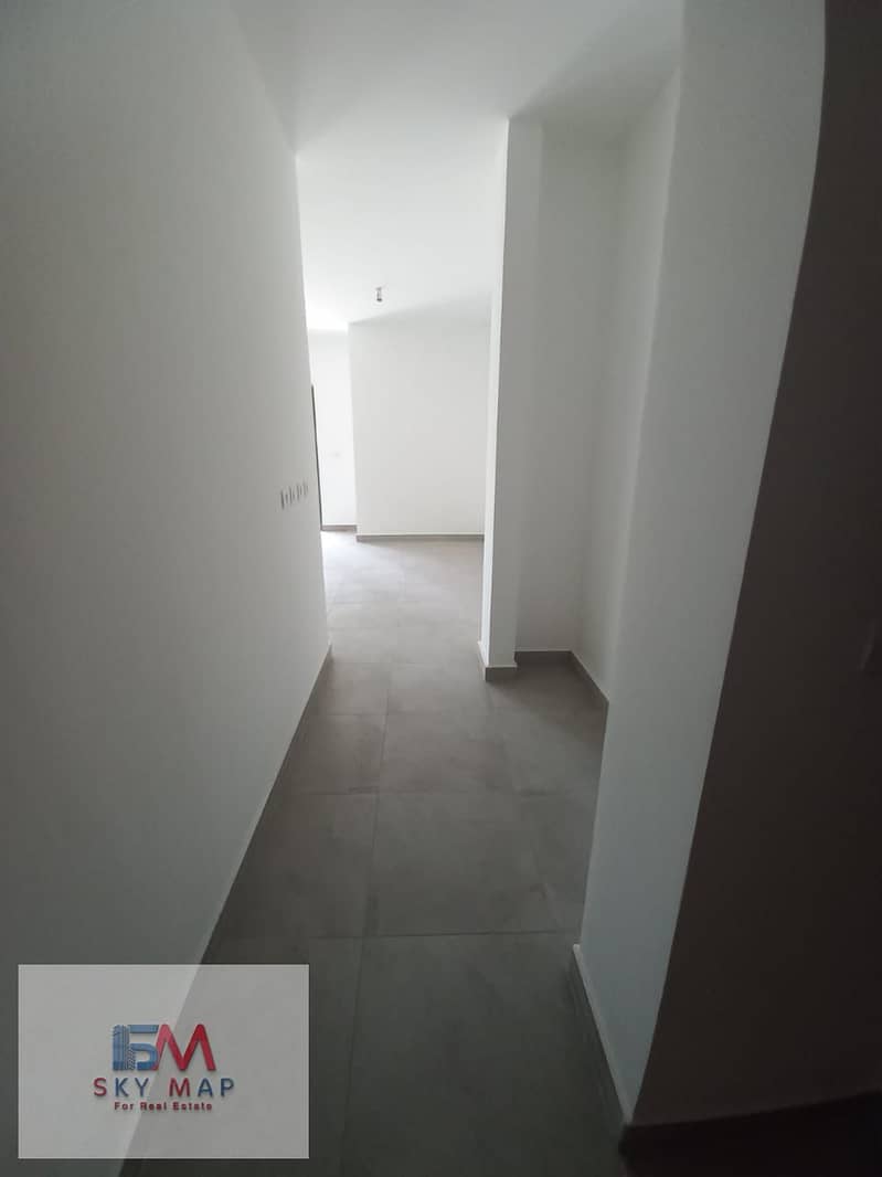 10 WhatsApp Image 2025-09-17 at 15.26. 49_5c27a671. jpg