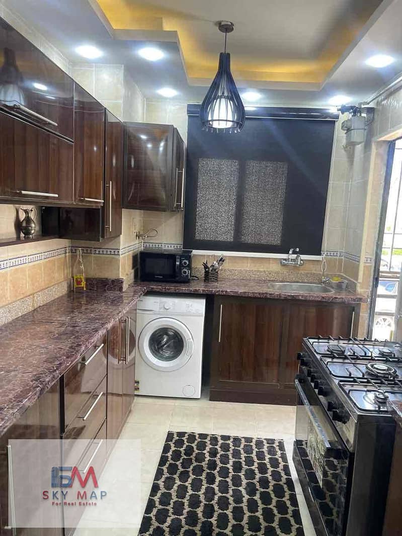 3 3d22a18d-08b9-40c2-acde-fcae749b8d38. jpg