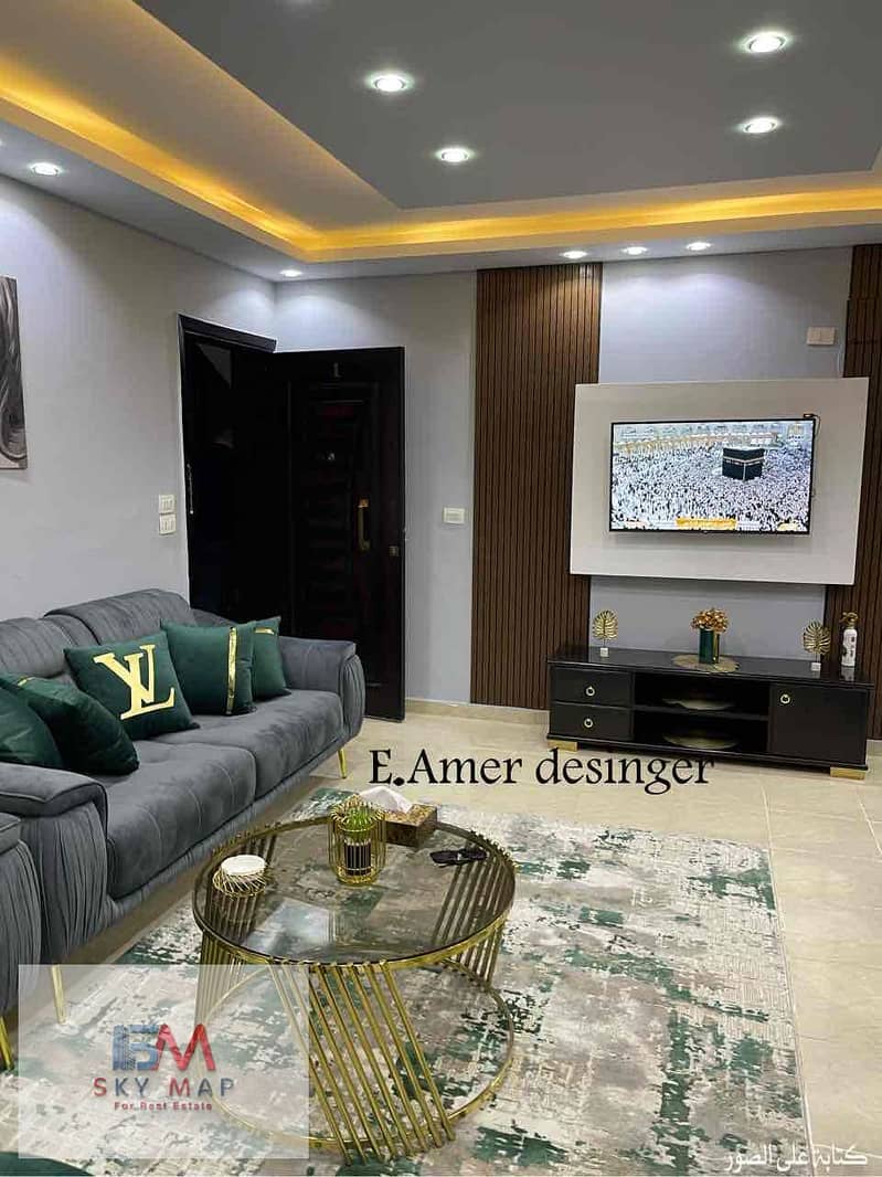 8 fe0e1f31-8b16-41db-8a32-ed6128678e61. jpg