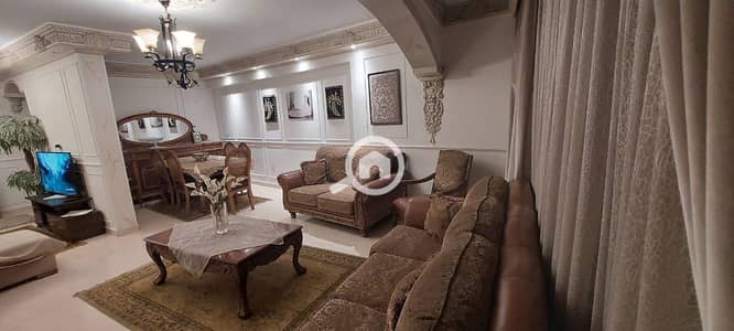 3 Bedroom Flat for Sale in Glim, Alexandria - ce40a34f-3057-46bc-a140-16adfb01f1a4. jpg