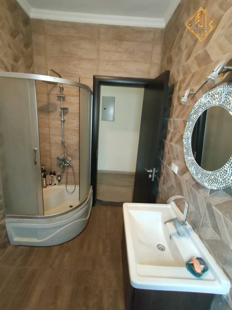 5 WhatsApp Image 2025-06-16 at 16.43. 36. jpeg