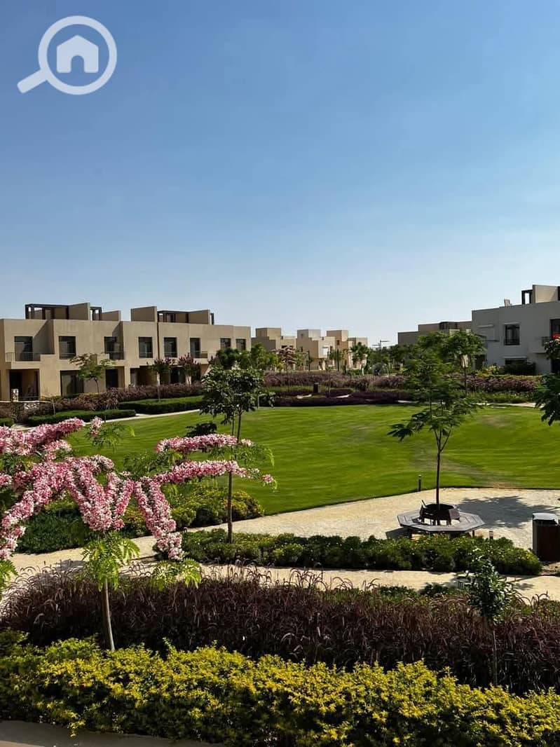 10 d847faee-e68f-4be7-9dad-2eb424cf323e. jpg