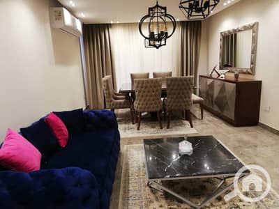 4 Bedroom Penthouse for Sale in Sheikh Zayed, Giza - 2628408b-866a-466c-8fa0-b3f8a6c5fbc3. jpg