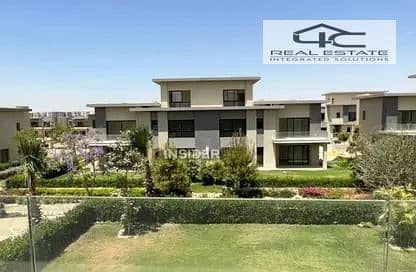4 Bedroom Twin House for Sale in New Cairo, Cairo - WhatsApp Image 2025-10-01 at 01.46. 52 (3). jpeg