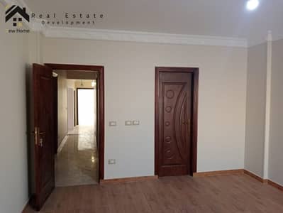 فلیٹ 4 غرف نوم للبيع في المقطم، القاهرة - IMG-20250525-WA0155. jpg