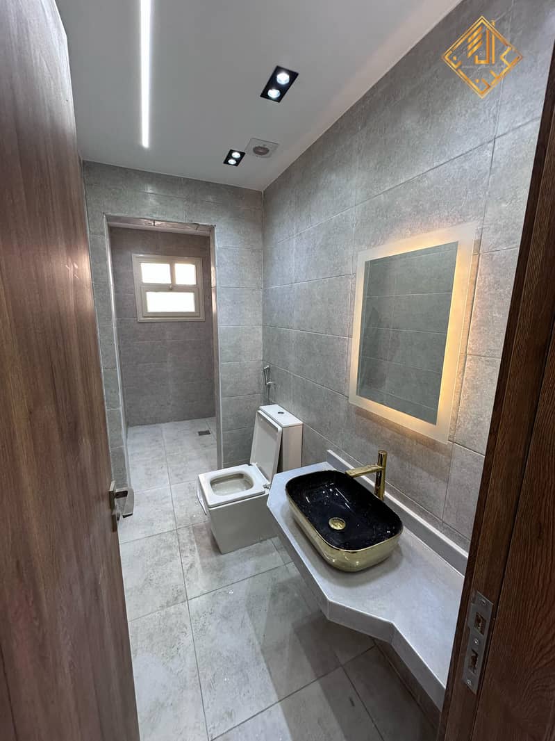 9 WhatsApp Image 2025-09-14 at 4.17. 50 PM (1). jpeg