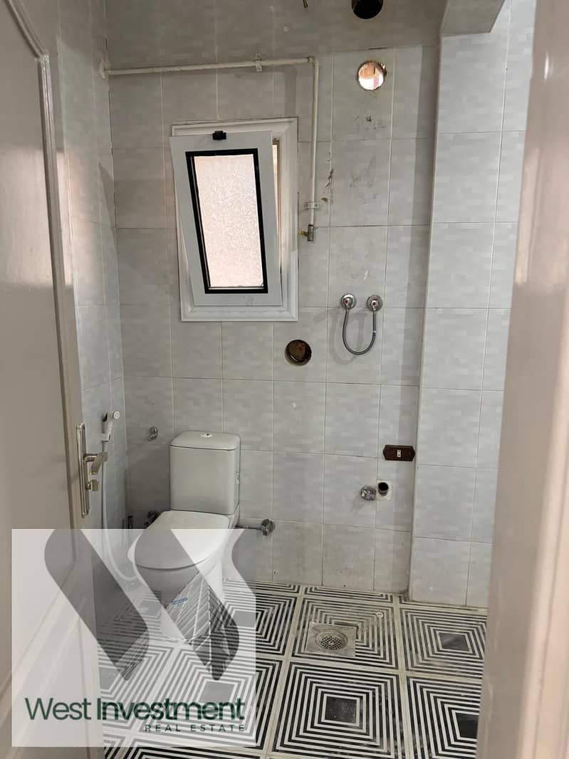 11 WhatsApp Image 2025-09-27 at 12.10. 05_8f7c6cc0. jpg