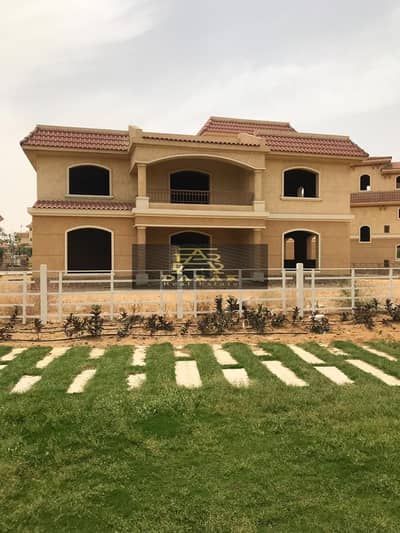 6 Bedroom Villa for Sale in Madinaty, Cairo - d3563f1a-29df-4dac-8b4a-58b9ba9389bd. jpeg