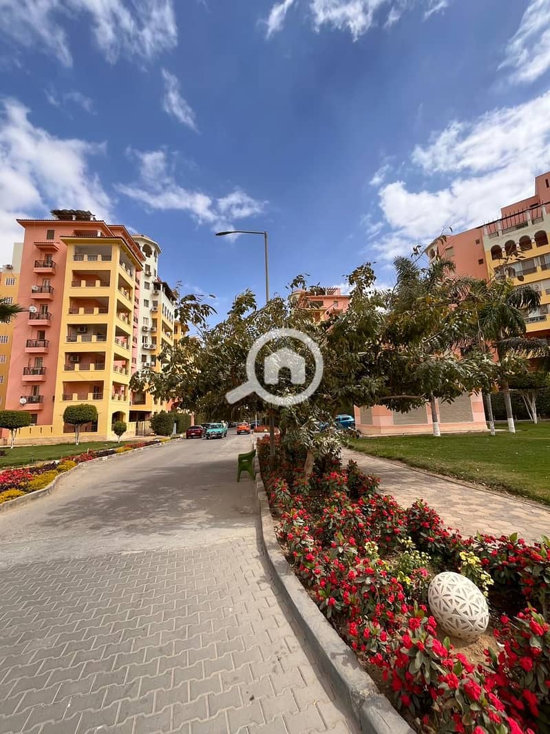 9 f6d5369c-7cd7-4089-9e7b-2474ed81f750. jpeg