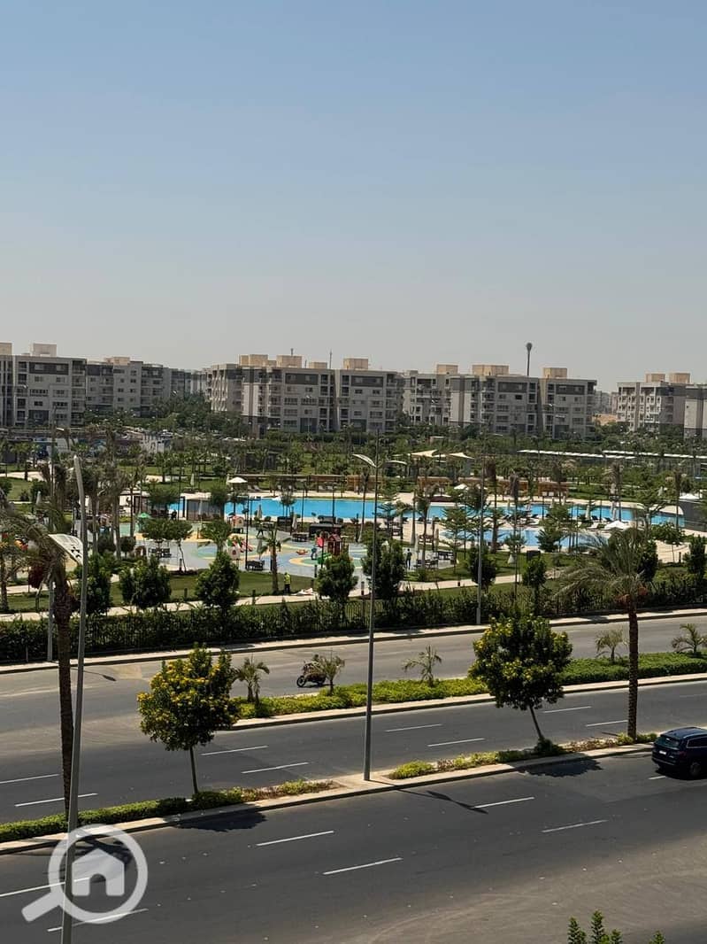 10 536272205_1481344659609511_3300338972903392330_n. jpg