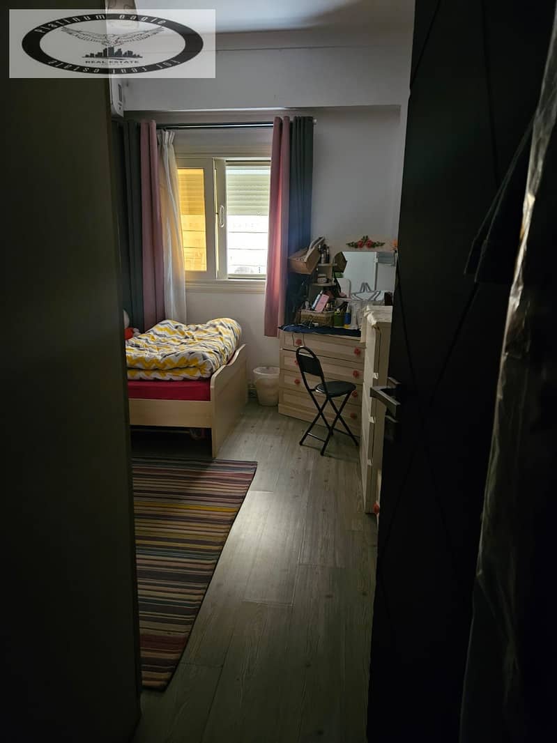 8 46a767e3-4e6a-456e-9007-e30be0d8f61b. jpg