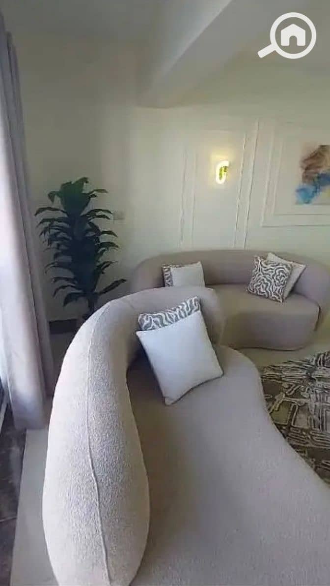 13 WhatsApp Image 2025-10-01 at 2.27. 18 PM. jpeg